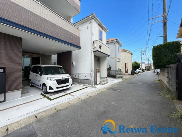 新築戸建　茅ヶ崎市松尾の前面道路含む現地写真