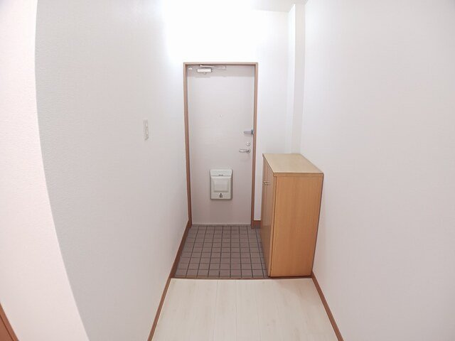 ミクラーシュＧの玄関