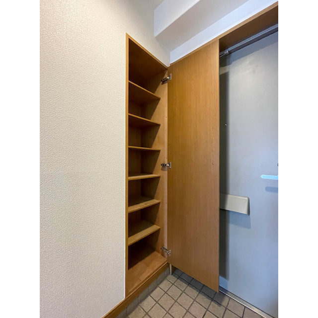 リヴァージュ松枝の収納