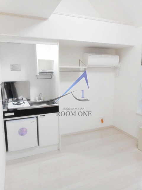 グローリア北千住の居間・リビング|洋室のお部屋です。