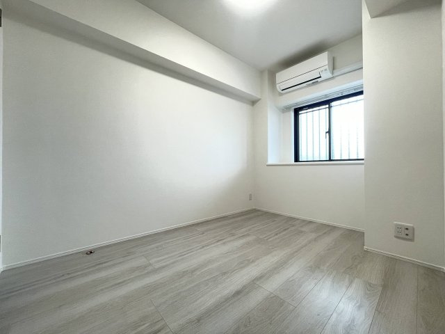 メッツ立石の洋室