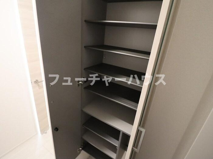 Ｄ‐Ｉｎｖｅｓｔ東原Ａ　Ａの玄関