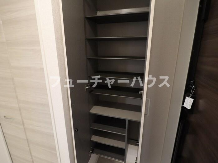 Ｄ‐Ｉｎｖｅｓｔ東原Ａ　Ａの玄関