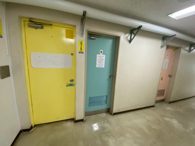 第７山秀ビル のエントランス|玄関