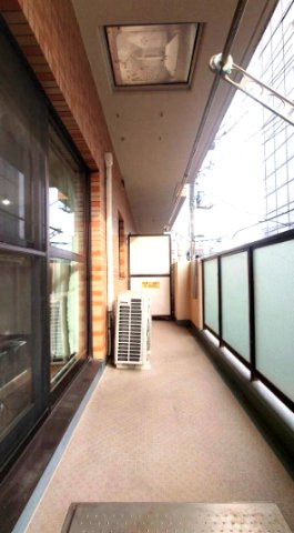 ダイアパレス亀戸立花　角　部屋　リ　ノベーションのバルコニー