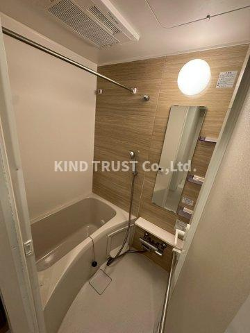 REXIA Shin Umeda DUOの浴室|落ち着いた空間のお風呂です