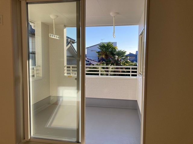 下野市小金井5丁目　新築戸建5-1のバルコニー