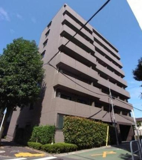 【外観】 | 鉄筋コンクリート造のがっちりとした建物。
