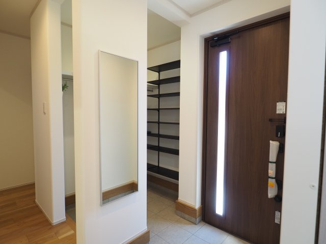 【玄関】 | 伊達市保原町高子岡 | ★内覧予約で新米4kg★