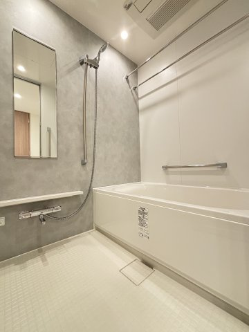 Sun Village T棟 39階の浴室|1418サイズのバスルーム