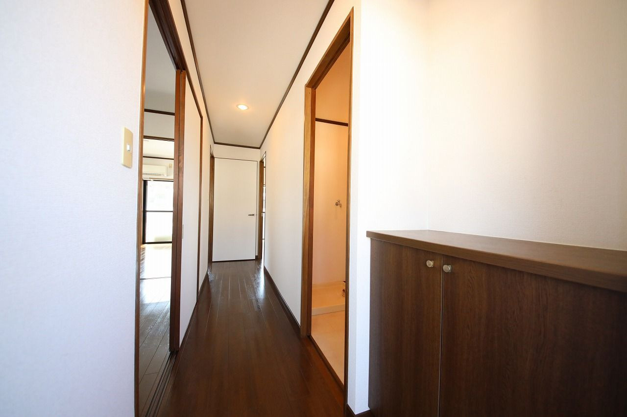 マ・メゾン・リヴィエールの内装