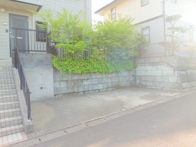 メゾネット水島のその他共用部分|敷地内駐車場