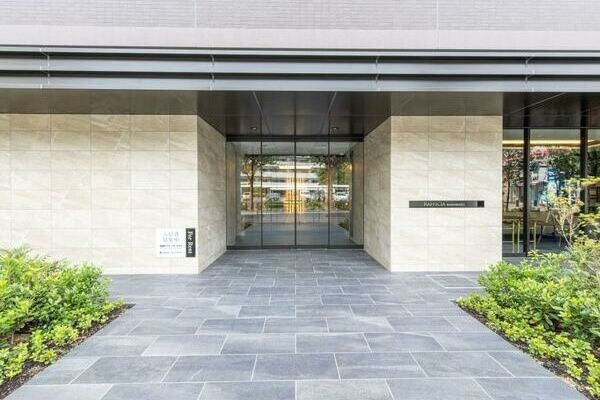 ラフィシア上前津(Rafficia Kamimaezu)のエントランス