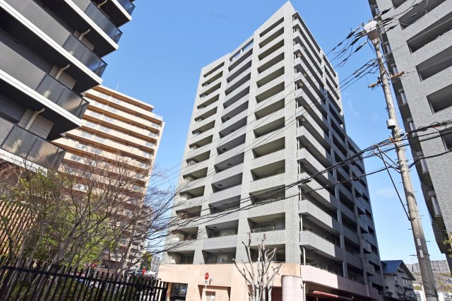 パークスクエア宝塚フォレストタワーの外観