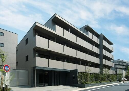 ルーブル早稲田六番館の外観