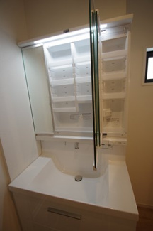 【内観：施工例】 | 【仲介手数料無料！！】府中市南町2丁目　新築戸建て（全3棟）1号棟　7249万円