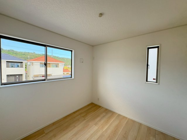 ♥♥うるま市塩屋第1-3号棟（全4棟)の洋室|現地撮影2026.2月♪いつでも内覧可能です☆