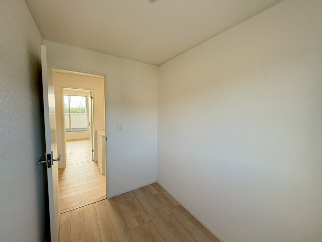 ♥♥うるま市塩屋第1-3号棟（全4棟)の洋室|現地撮影2026.2月♪いつでも内覧可能です☆