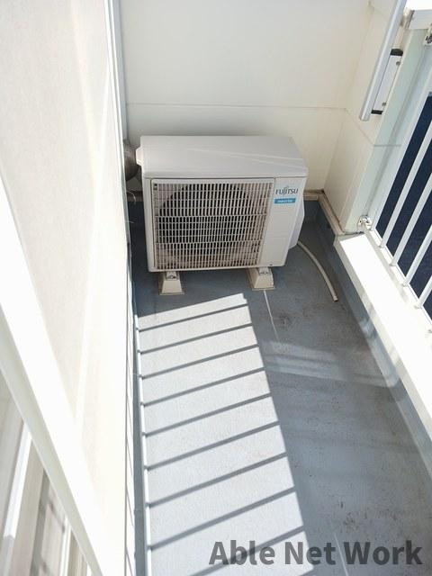 コンフォルターブルⅠのバルコニー|日当りのいいバルコニーです