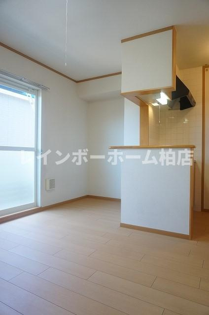 【仲介手数料：50％OFF】対象物件！の居間・リビング|おしゃれな居間です