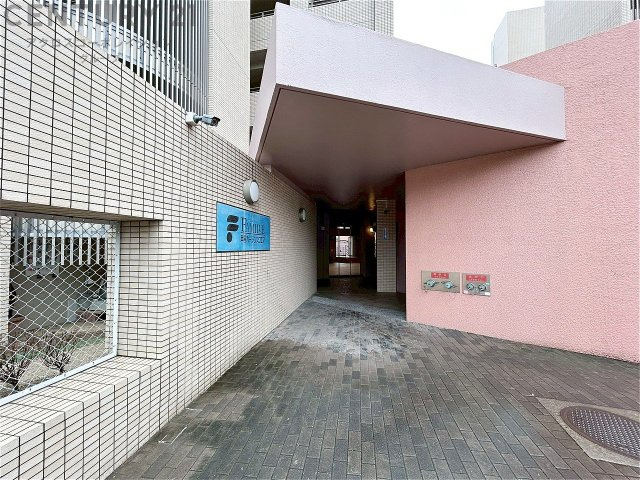 エントランス（外）