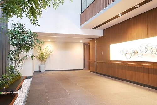 デュオヒルズ比治山レジデンスのエントランス|エントランスホール