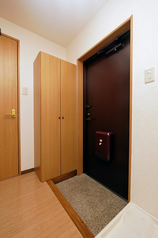 メゾン長束西の玄関|メゾン長束西103号室