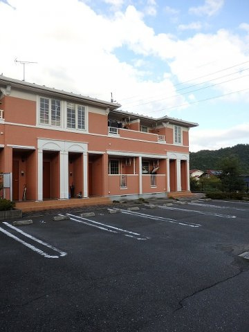 セレノⅡの駐車場|駐車場に車を止められます