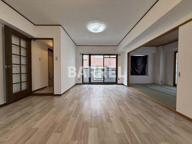 ウィンディ緑地の居間・リビング