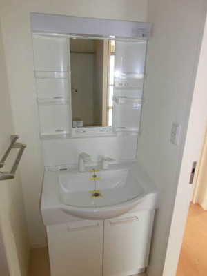 【洗面所】 | アルバーロ