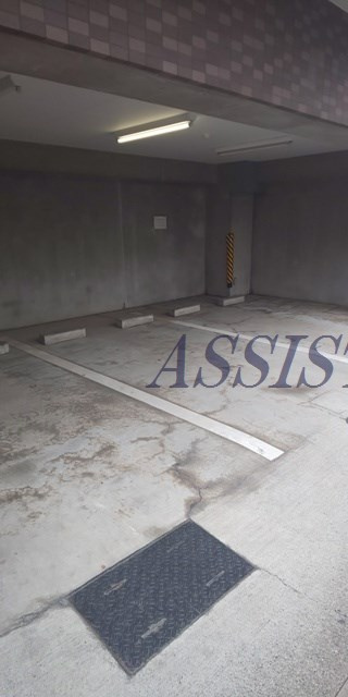 エスコート代田橋の駐車場