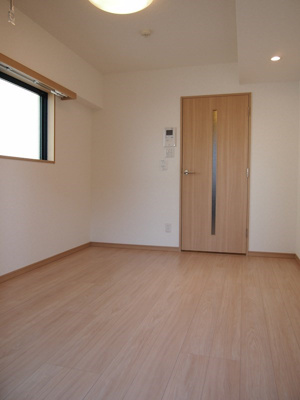 【寝室】 | ルーブル旗の台弐番館