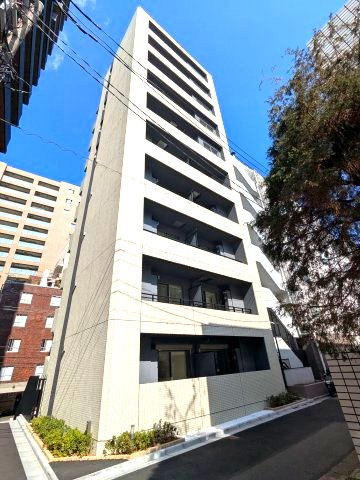 CLARITIA文京湯島の設備|エントランスと反対側の外観です