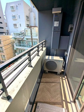 CLARITIA文京湯島の設備|5Fバルコニー、南向き