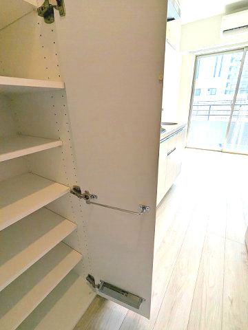 CLARITIA文京湯島の設備|シューズBOXの傘ストックです