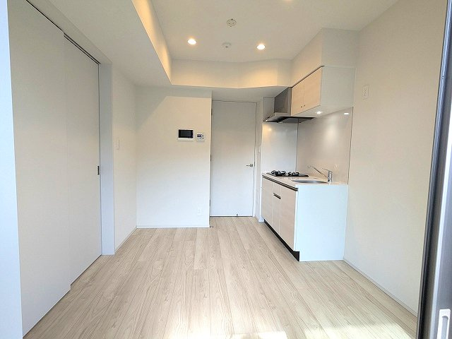 CLARITIA文京湯島の展望|インターネット無料
5F、南向き
7階以上は隣号室と非接触の独立したプライバシー確保されたお部屋