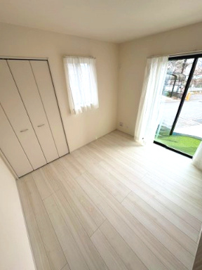 裾野市桃園　新築戸建　全１棟　１号棟の洋室|現地撮影
