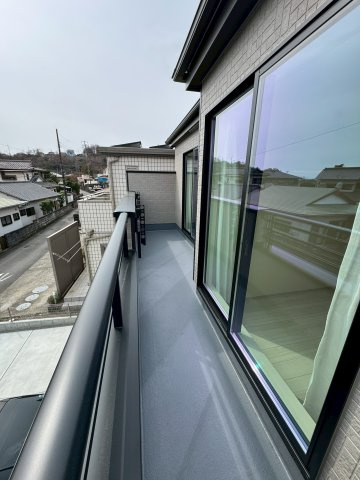 裾野市桃園　新築戸建　全１棟　１号棟のバルコニー|現地撮影