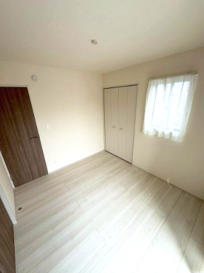 裾野市桃園　新築戸建　全１棟　１号棟の子供部屋|現地撮影