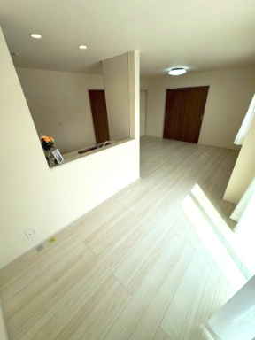 裾野市桃園　新築戸建　全１棟　１号棟のダイニング|現地撮影