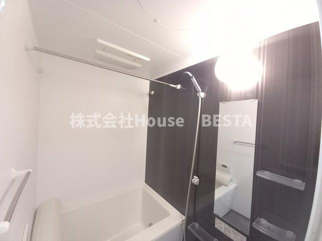 神戸Harborside 萬利Residenceの浴室