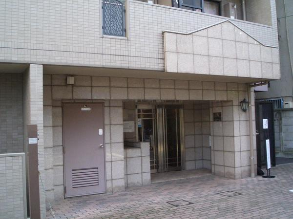 【エントランス】 | ロイヤルアメニティー巣鴨