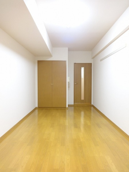 【居間・リビング】 | ロイヤルアメニティー巣鴨