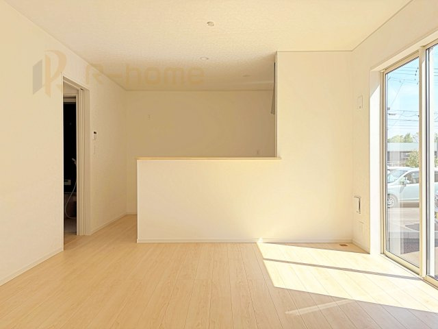 取手市宮和田第9　新築戸建て　1号棟のキッチン|リビングで遊ぶお子様にも目が届くカウンターキッチン！