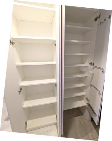 LEFOND PROGRES田原町の玄関|収納豊富なトールタイプのシューズBOX、傘ストック付です、別に隣に収納付です
