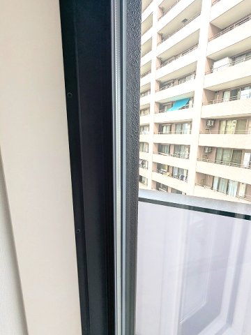 LEFOND PROGRES田原町の設備|遮音性・防犯性・遮熱効果の高いペアガラスの窓です