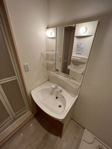 【独立洗面台】