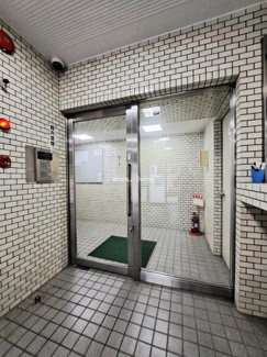 【エントランス】 | ルイシャトレ恵比寿