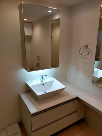 BELISTA北梅田の洗面所