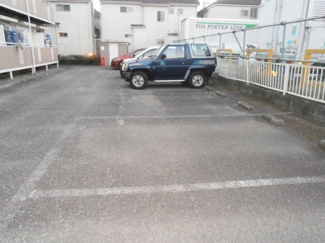 【駐車場】